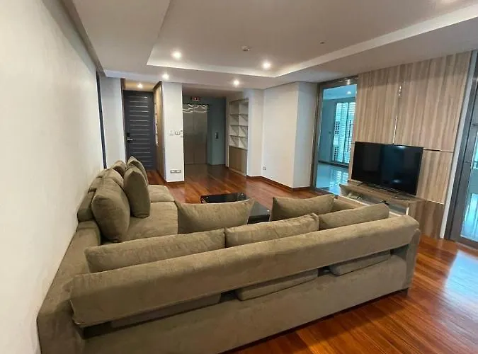 Vivi Avenue Thonglor