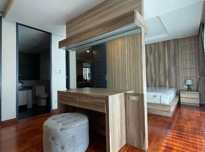 Vivi Avenue Thonglor