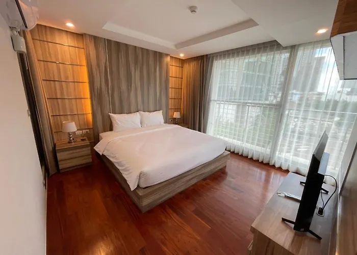 Vivi Avenue Thonglor